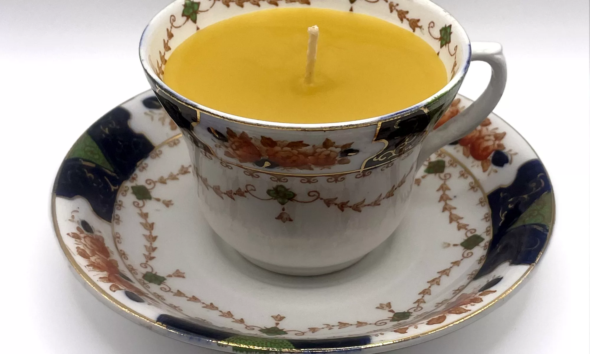 Millwood Wood&Sons Beeswax Teacup Candle